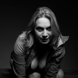 Séance photo sensuelle et pleine de désir à Lisbonne