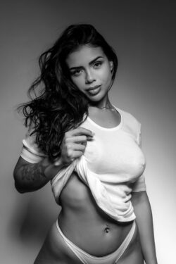 Shooting nu artistique et sensuel à Lisbonne